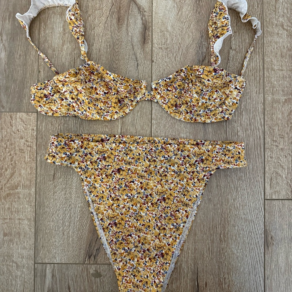 Abercrombie & Fitch Floral Yellow Bikini Set